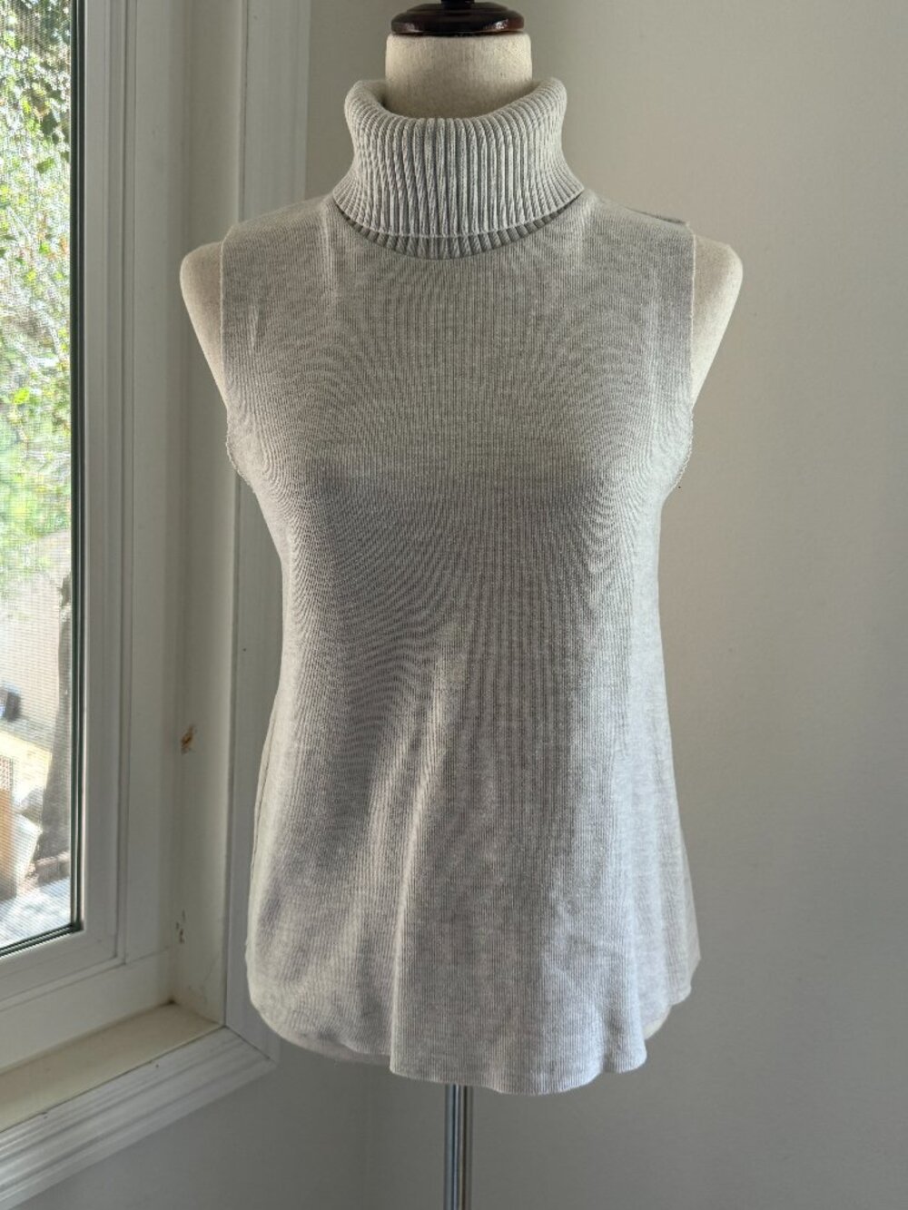3 Zara Sleeveless Knit Turtleneck Tops in Light Grey, Dark Grey and Tan S M